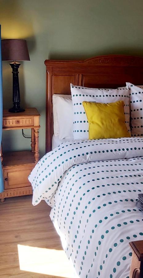 Beautiful 2 Bed Cottage With Swimming Pool Pageas Экстерьер фото