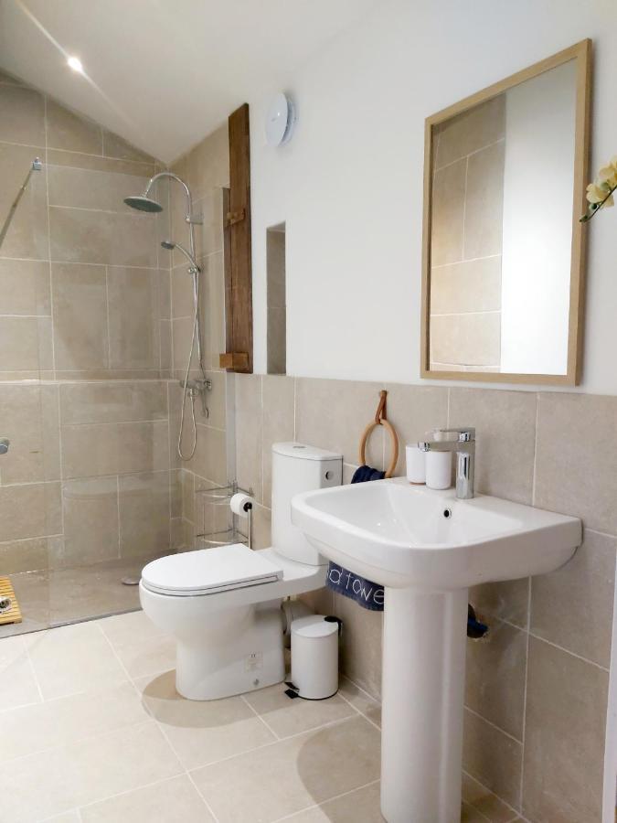 Beautiful 2 Bed Cottage With Swimming Pool Pageas Экстерьер фото